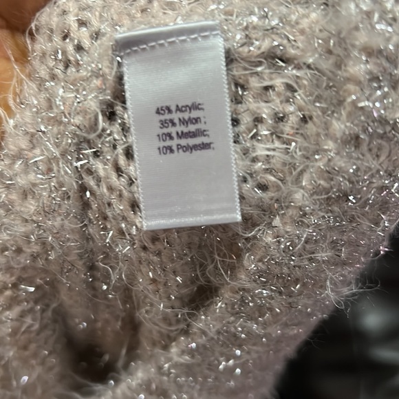 Jennifer Lopez Fuzzy Glitter Metallic Sweater Size Petite Large - Picture 3 of 9